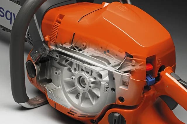 Chainsaw engine unit