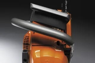 Chainsaw handle guard